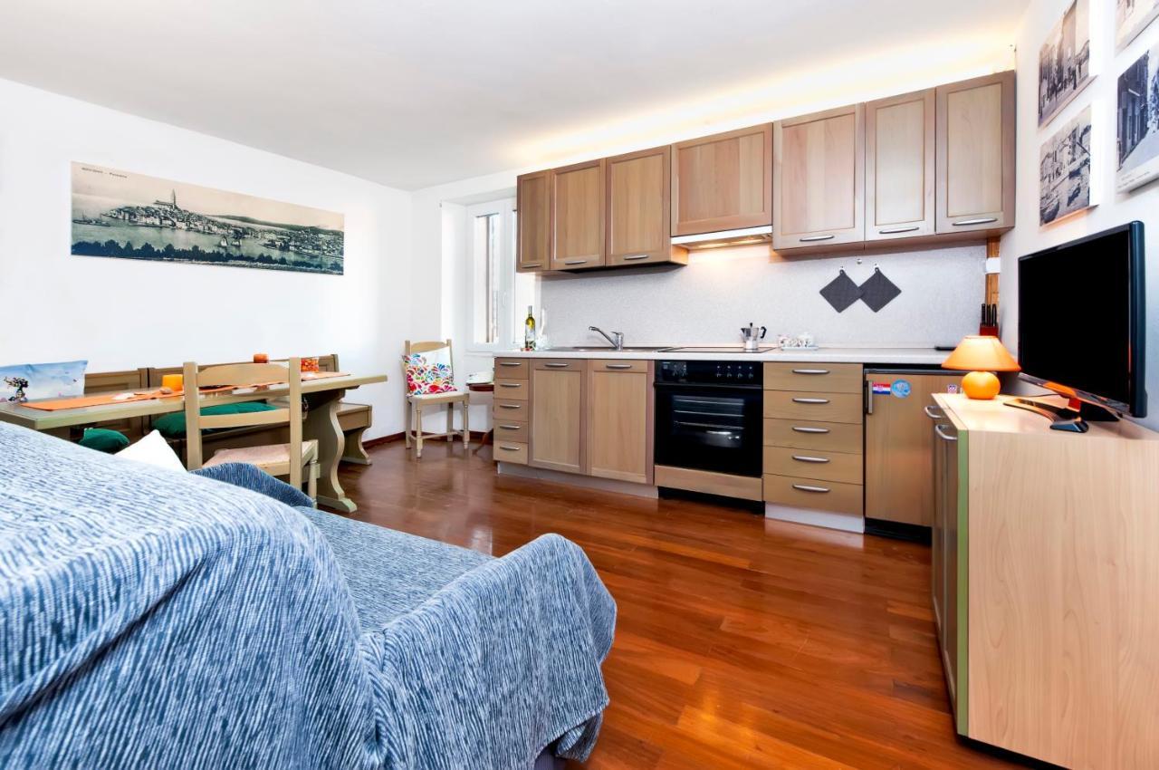 Havana - Apartment With Sea View Rovinj Exterior photo